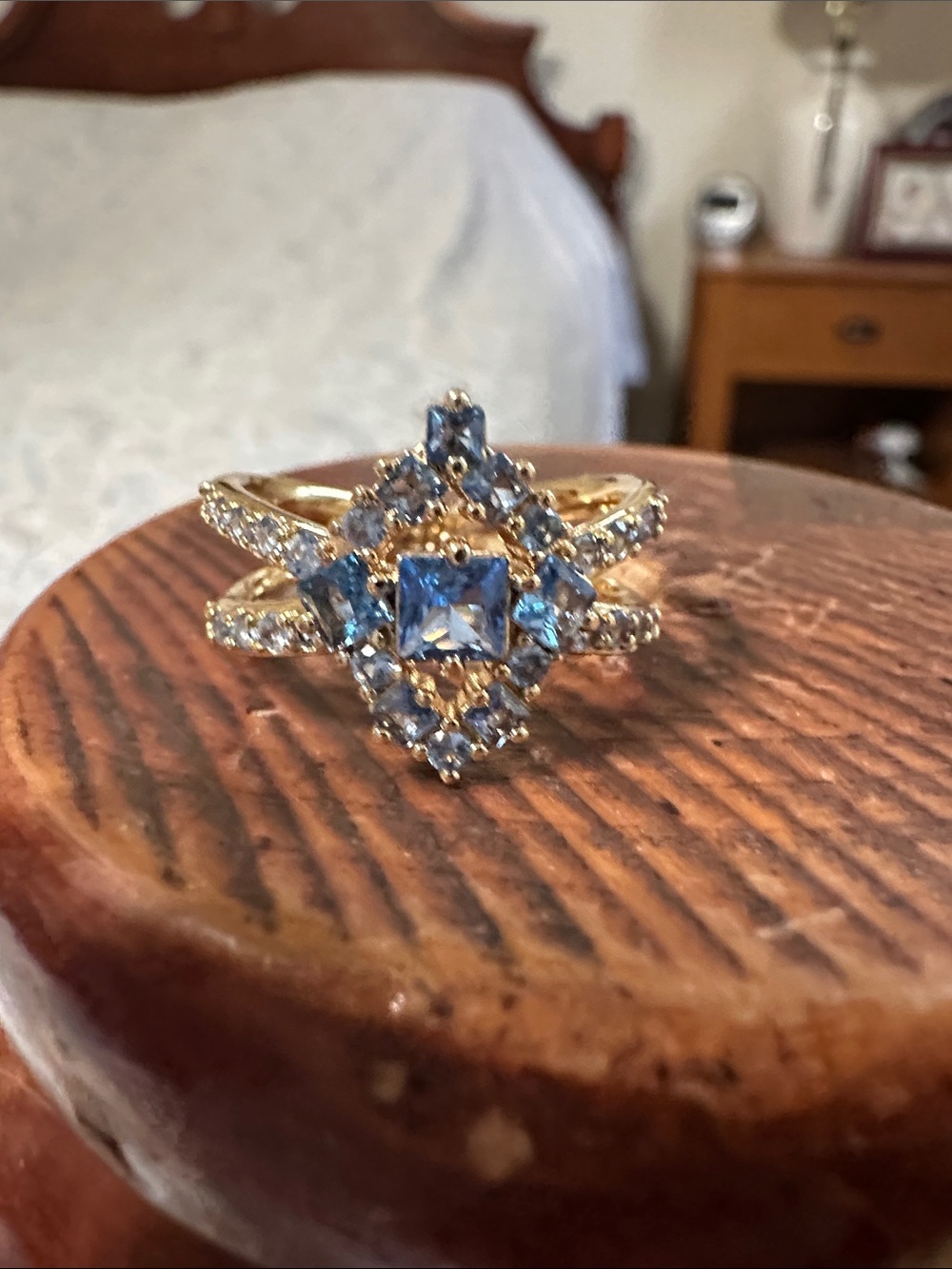 Gold Ring with Blue Gemstone Cluster
